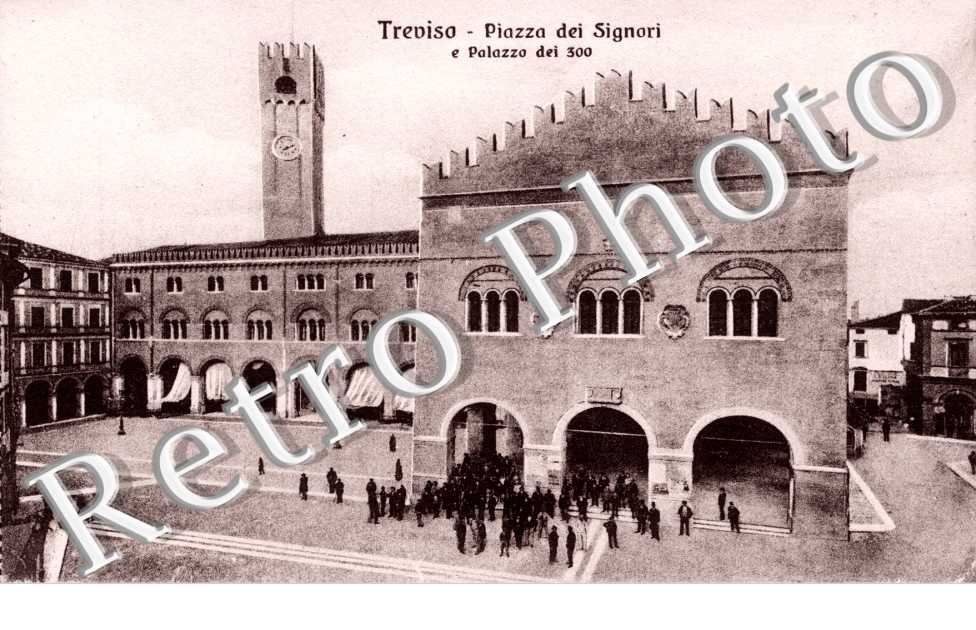 Piazza dei Signori e Palazzo dei 300