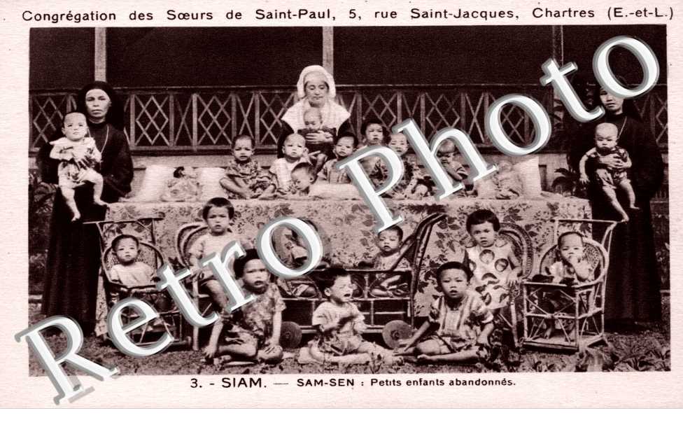 Petits enfants abandonnés