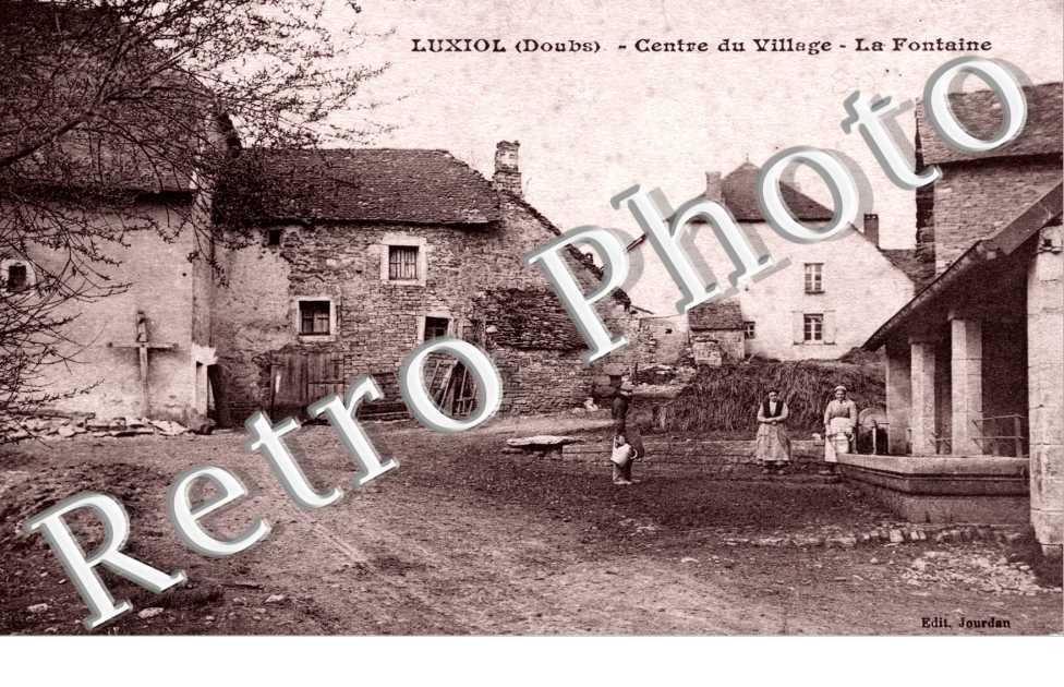 Centre du Village - La Fontaine
