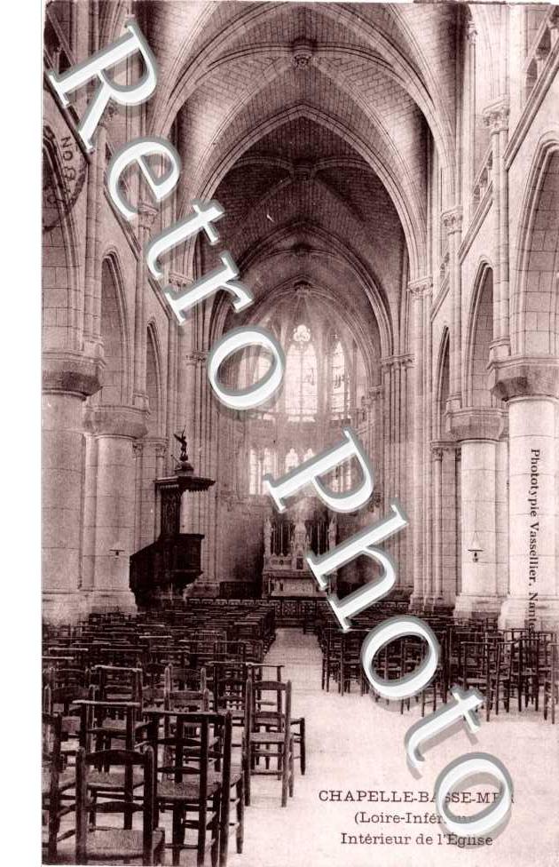 Interieur de l'eglise