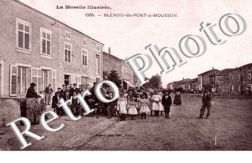 Une rue ARDOUIN maison de vins