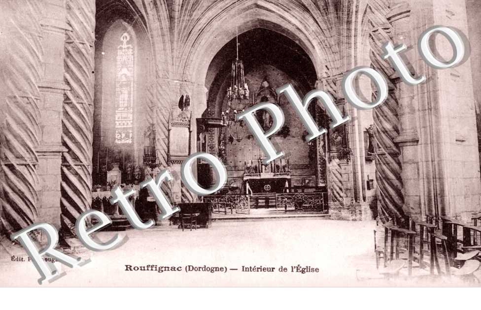 Interieur de l'eglise