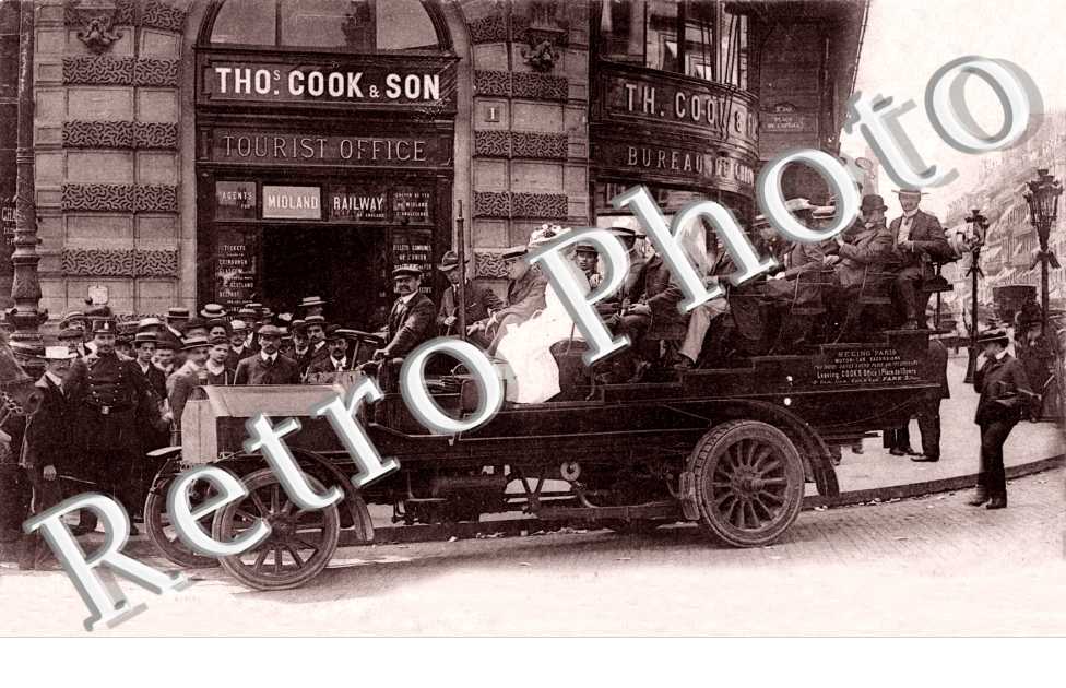 AUTOMOBILE