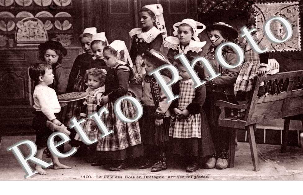 La Fête des Rois - Arrivée du Gâteau