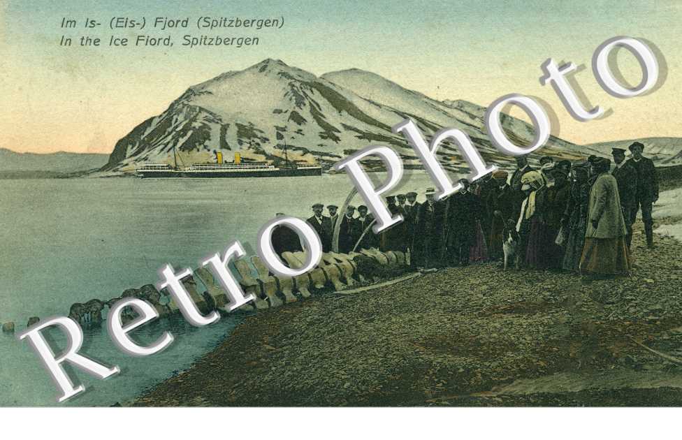In the ice fiord Spitzbergen