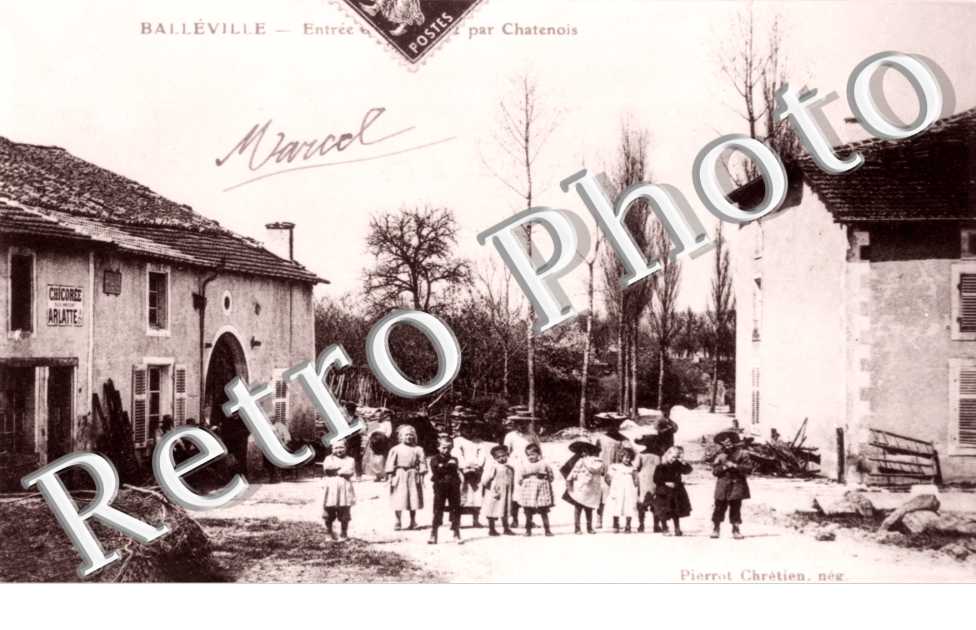 entree par la route de Chatenois