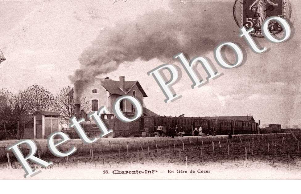 En gare  - train