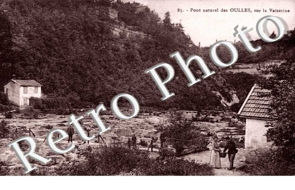 Pont naturel des Oulles sur la Valserine