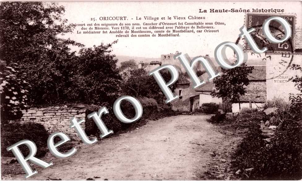 le Village et le vieux Chateau