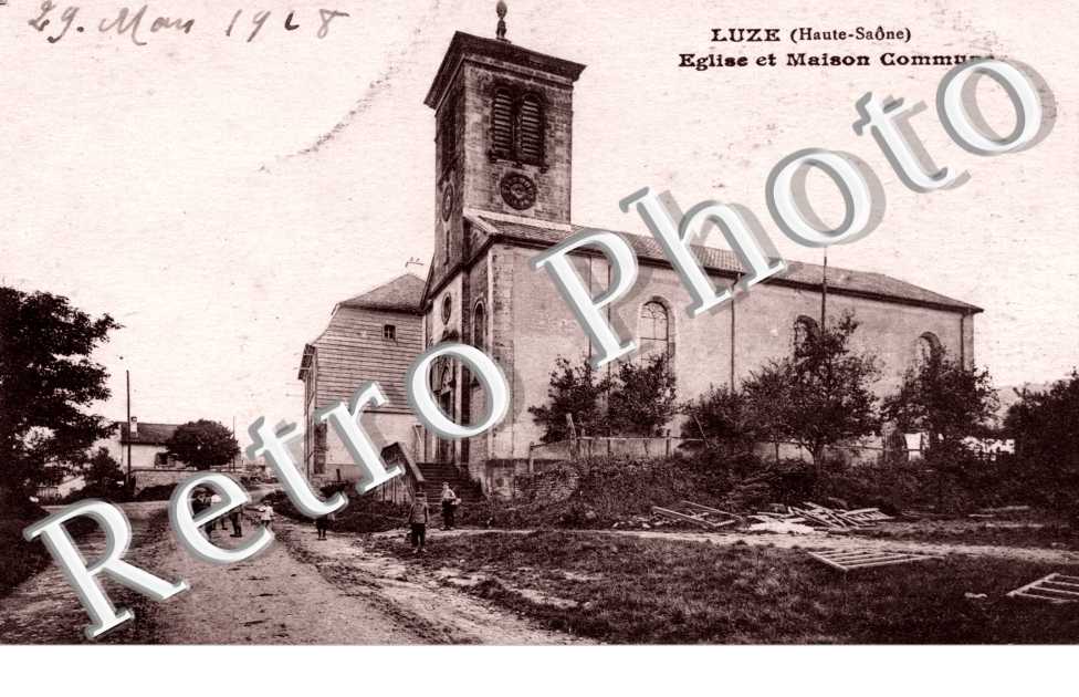eglise et maison commune