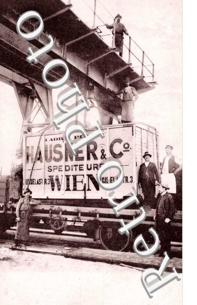 (chargement de Hauser & Co)