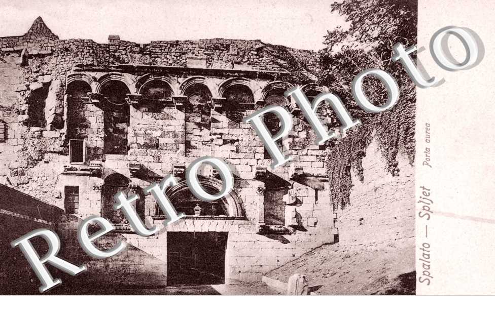 Splalato, Porta aurea