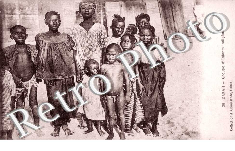 Groupe d'enfants indigenes