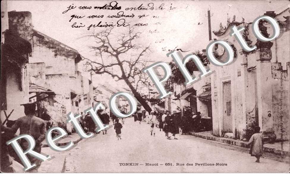 Rue des Pavillons Noirs