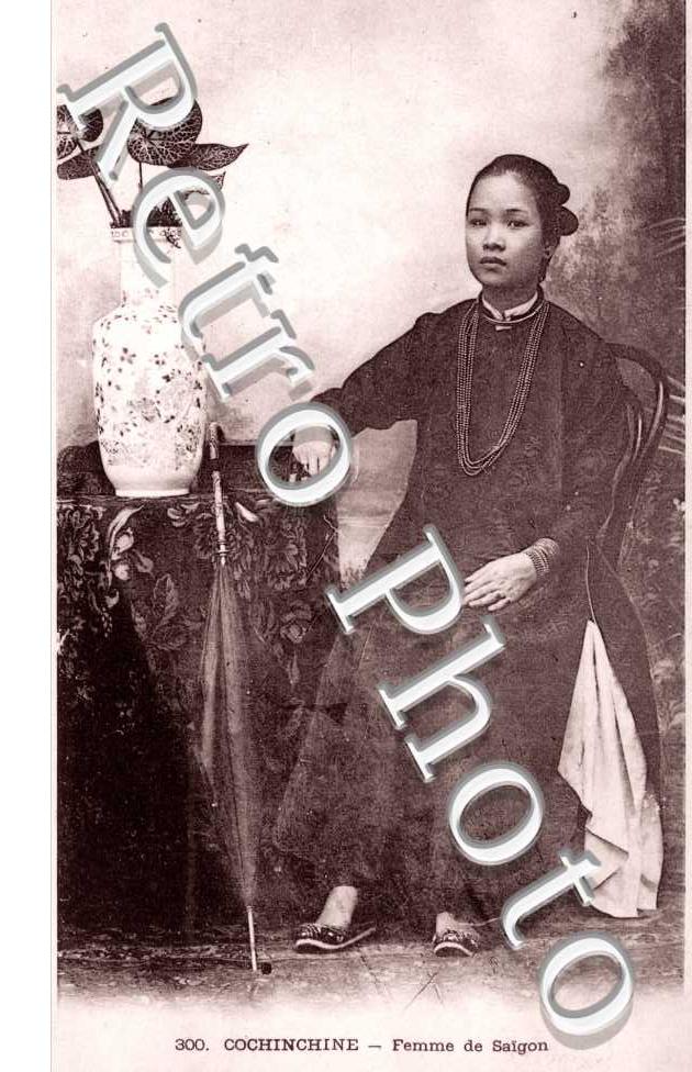 Saigon, Une Femme
