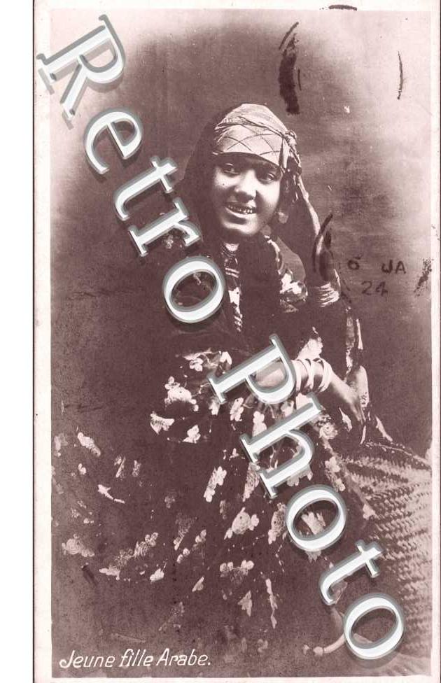 Jeune Fille Arabe