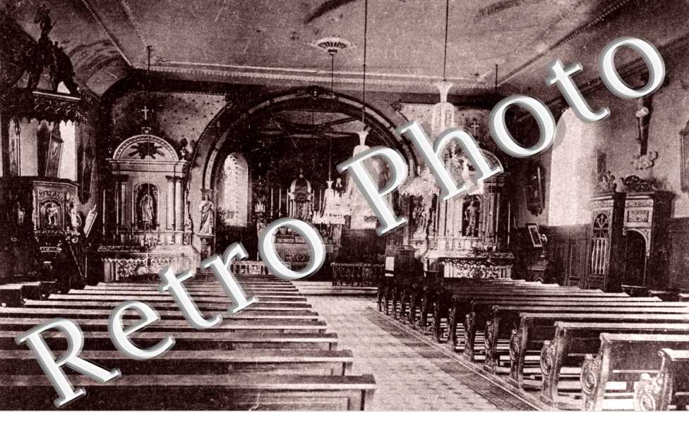 Interieur de l'eglise