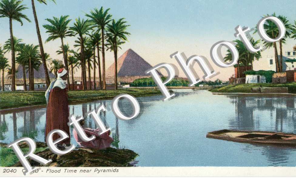 Flood Time near Pyramids