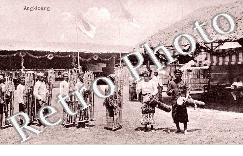 Batavia, Angkloeng