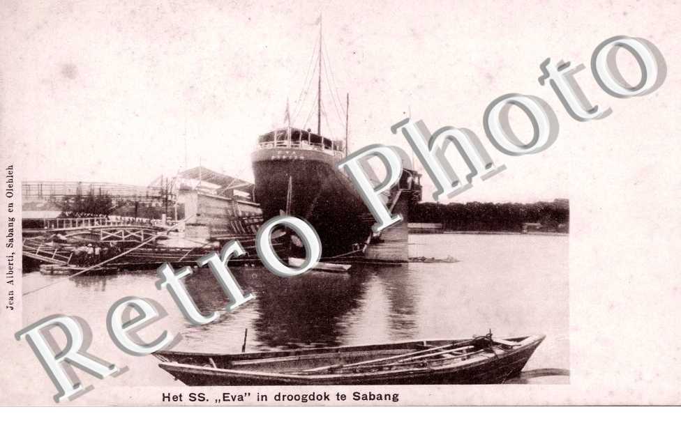  Het SS Eva in droogdok te Sabang