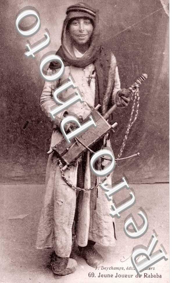 Jeune Joueur de Rababa