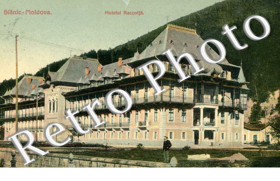  Hotelul Racovita