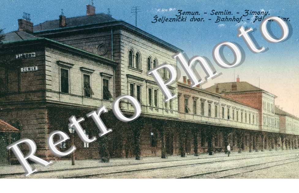 Semplin, Zimony, Bahnhof