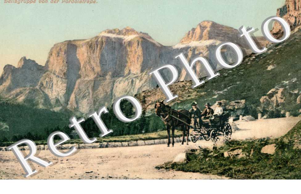 Sellagruppe von der Pordoistrasse