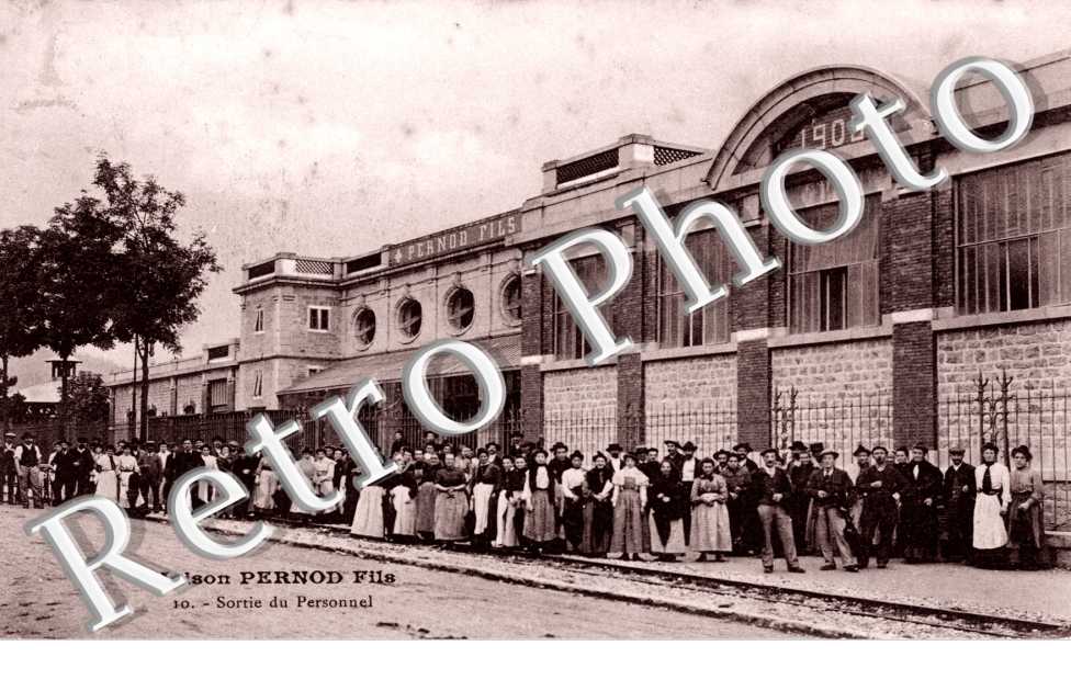 Maison Pernos, sortie du personnel