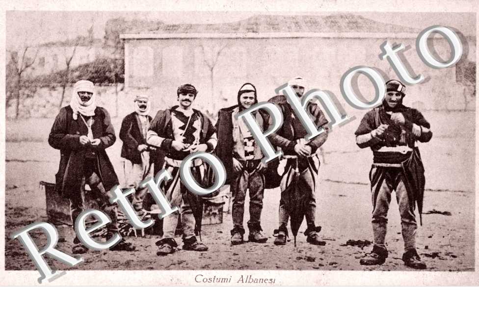 Costumi Albanesi
