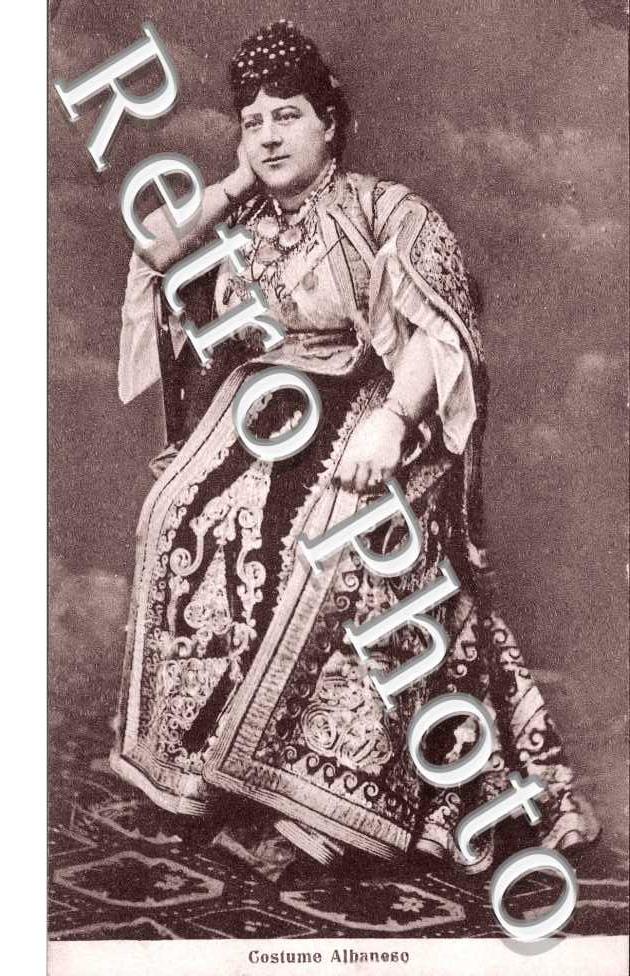 Costume Albanese