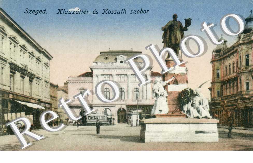 Klauzalter es Kossuth szobor