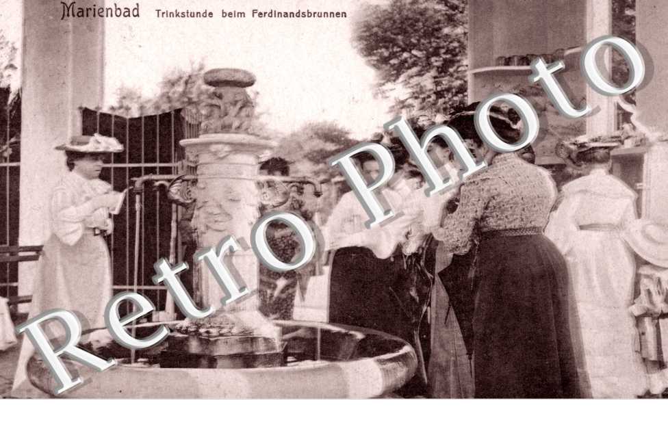 Marienbad, Trinkstunde belm Ferdinandsbrunnen