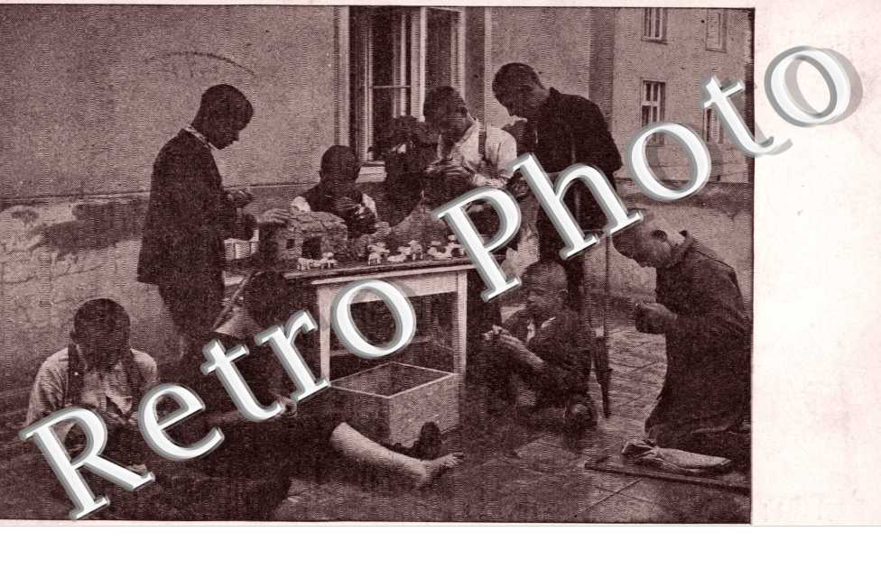 Mahrisch Otrau, Mrzacci z Kral. Pol ve Skole