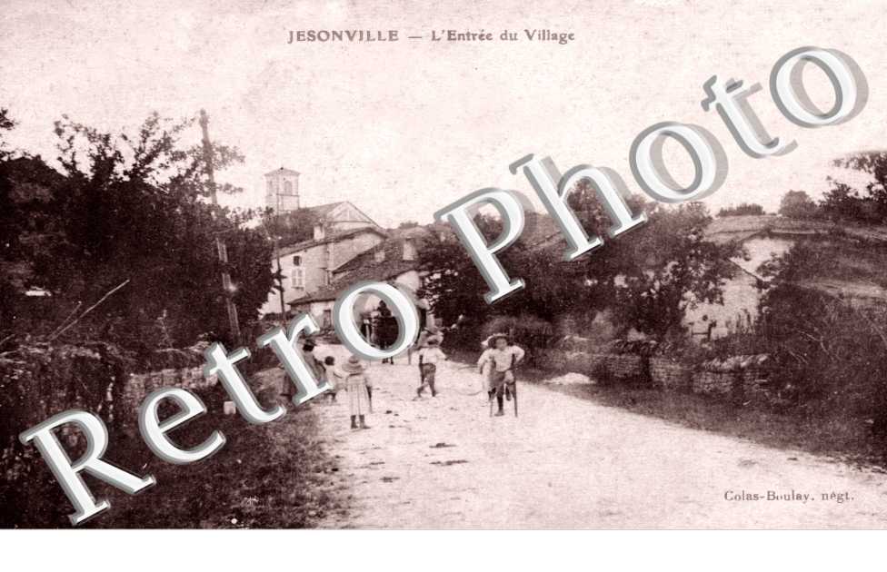 l'entree du village