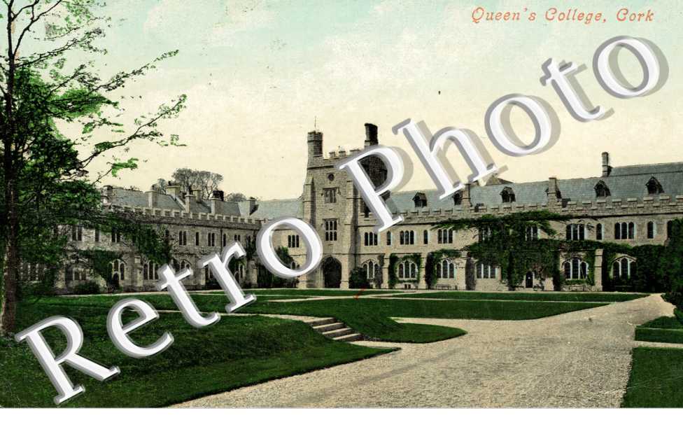 Queen's College
