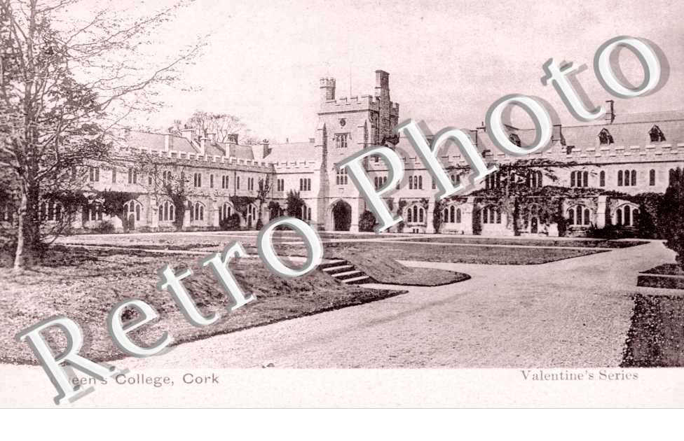 Queen's College
