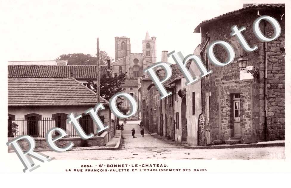la rue Francois Valette et l'etablissement des bains