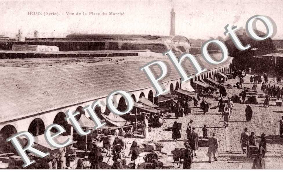 Vue de la Place du Marché
