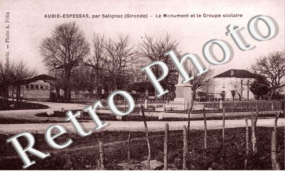 Le Monument et le Groupe Scolaire
