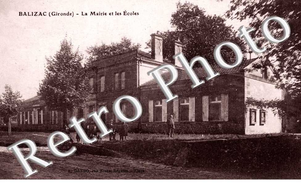 La Mairie et les Ecoles
