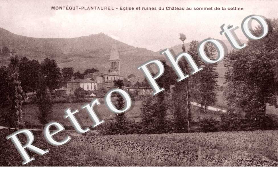 Eglise et Ruines du Chateau au sommet de la Colline