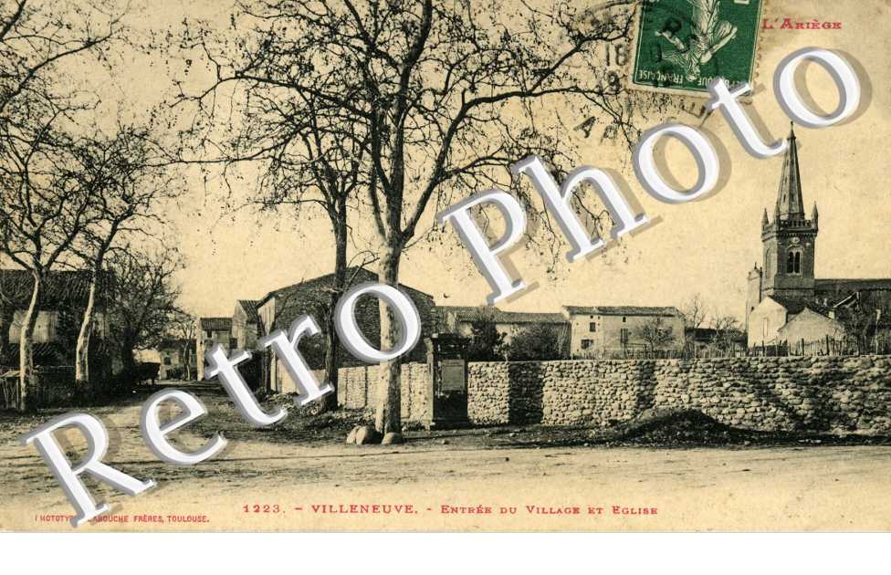 Entree du Village et Eglise