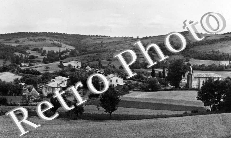 Vue Generake de Segura, Ecole et Eglise