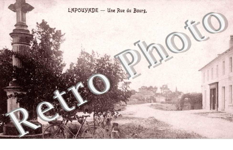 Une rue du bourg 
