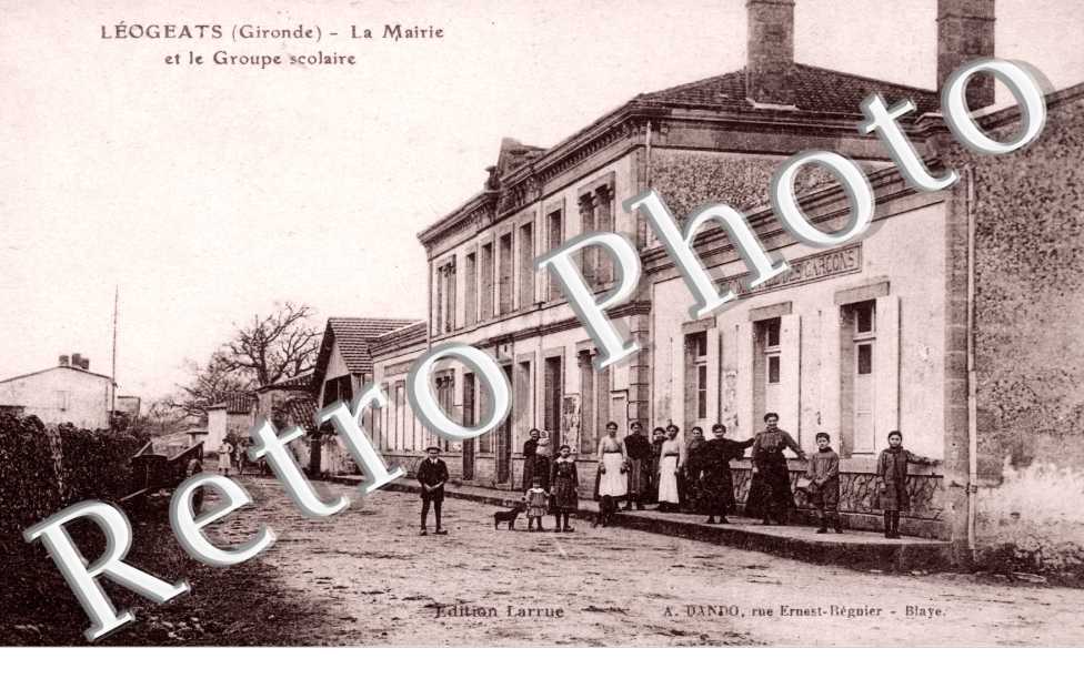 la Mairie et le groupe scolaire