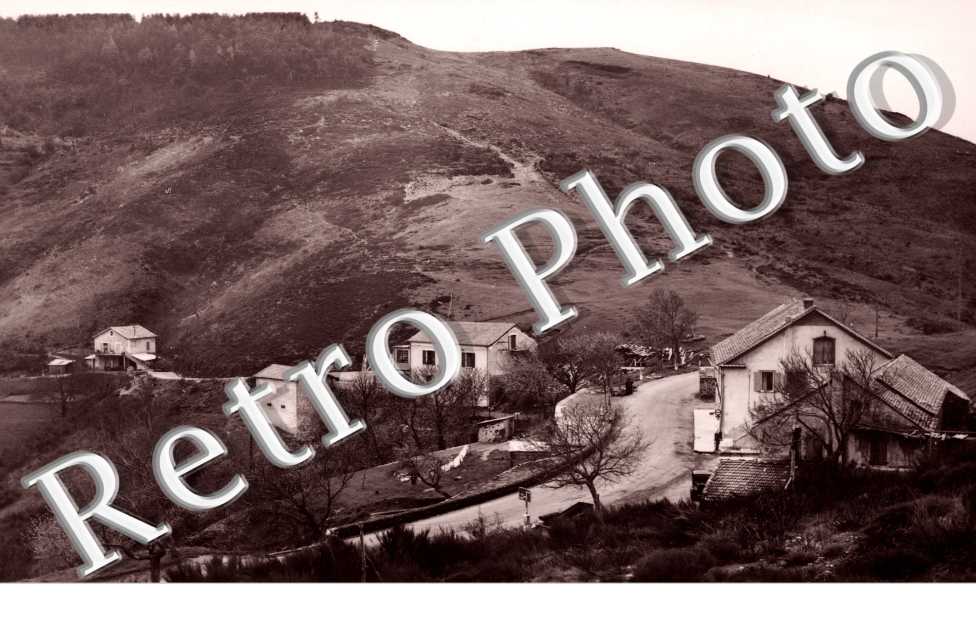 Col de Jalcreste, l'Hotel et Vue d'Ensemble