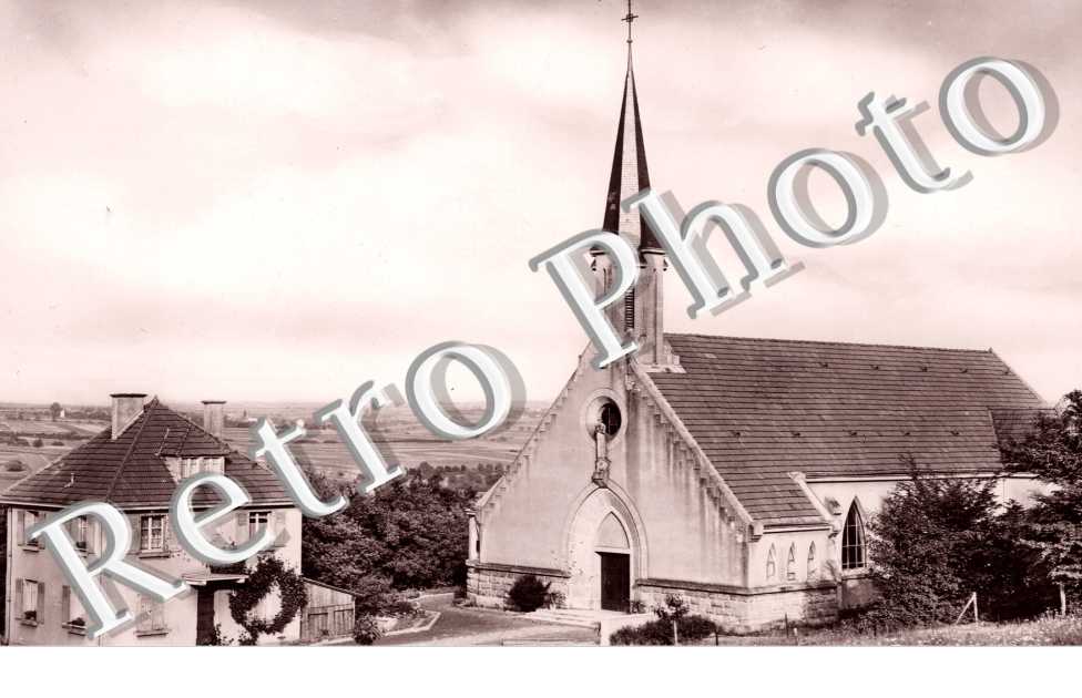 Eglise Sainte Jeanne d'Arc - annees 60
