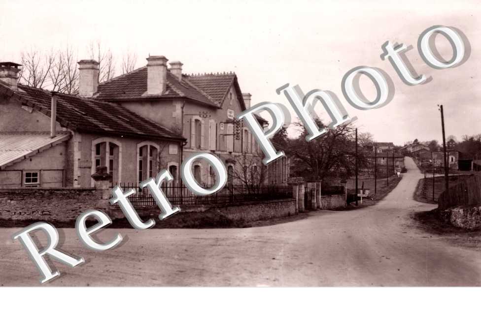 Groupe Scolaire et Route de Saint Georges