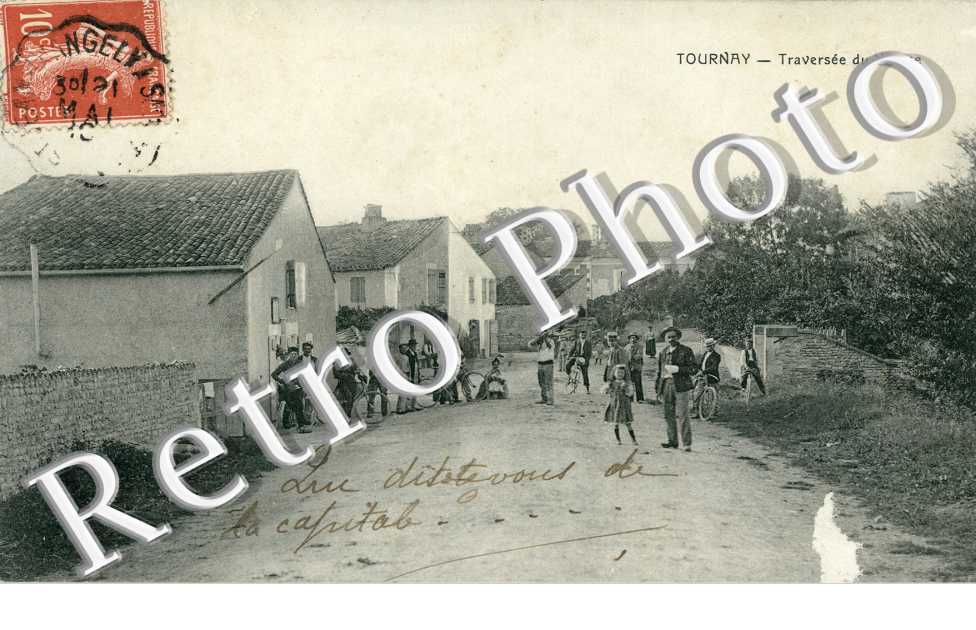 TOURNAY - Traversee du Village